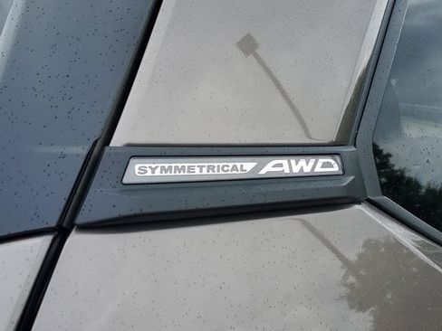 Used 2025 Subaru Forester Premium w/ Protection Package (1PH) image 9