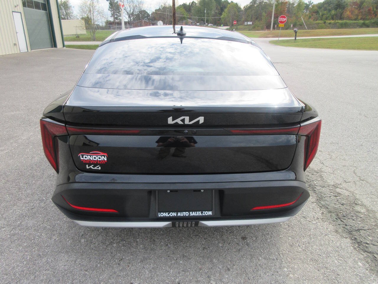 Used 2025 Kia K4 EX FWD image 4
