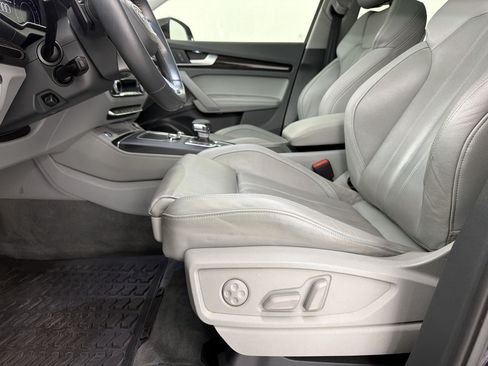 Used 2020 Audi Q5 Prestige AWD/4WD image 13