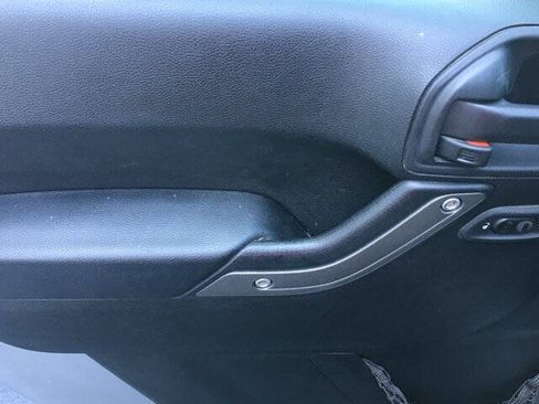Used 2016 Jeep Wrangler Unlimited Sport w/ Quick Order Package 24S AWD/4WD image 10