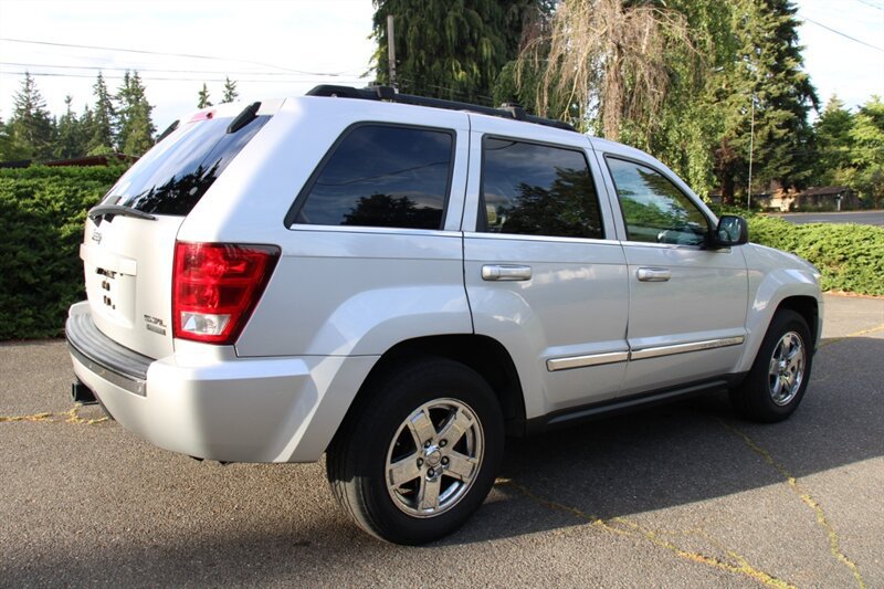 Used 2006 Jeep Grand Cherokee Limited AWD/4WD image 3
