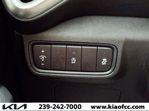 Used 2021 Kia Soul LX image 31