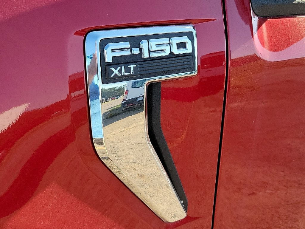Used 2021 Ford F150 XLT w/ Equipment Group 301A Mid RWD image 9
