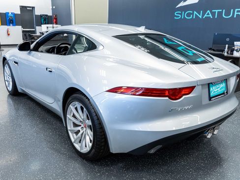 Used 2017 Jaguar F-TYPE Coupe RWD image 8