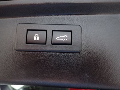 Used 2023 Subaru Outback Premium AWD/4WD image 16