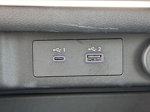 Used 2023 Nissan Rogue SV AWD/4WD image 23