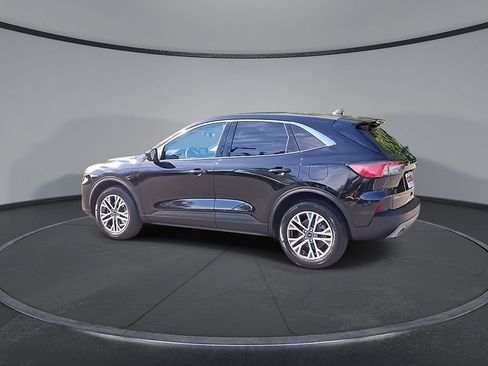 Used 2022 Ford Escape SEL image 6