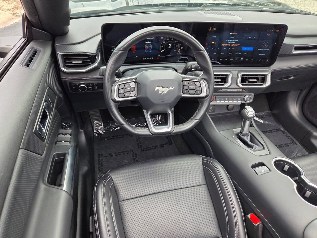 Used 2025 Ford Mustang Premium RWD image 6