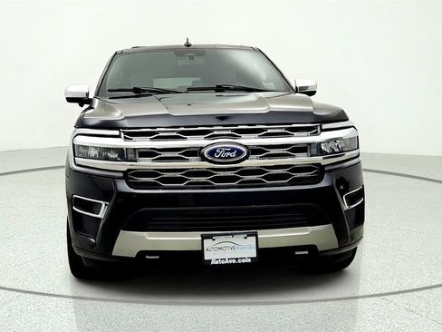 Used 2023 Ford Expedition Max Platinum AWD/4WD image 2