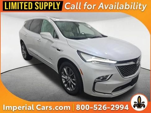 Used 2022 Buick Enclave Avenir w/ Avenir Technology Package AWD/4WD image 1