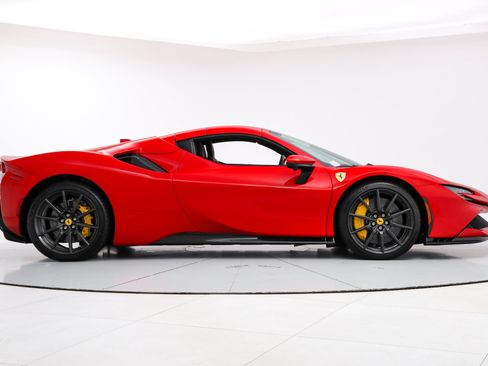 Certified 2025 Ferrari SF90 Spider AWD/4WD image 13