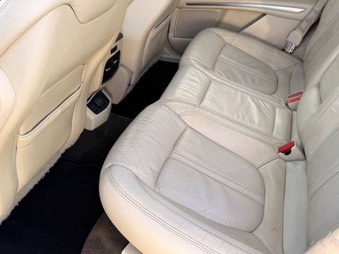 Used 2014 Lincoln MKZ AWD image 18