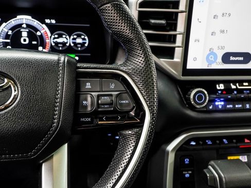 Used 2024 Toyota Sequoia Platinum image 42