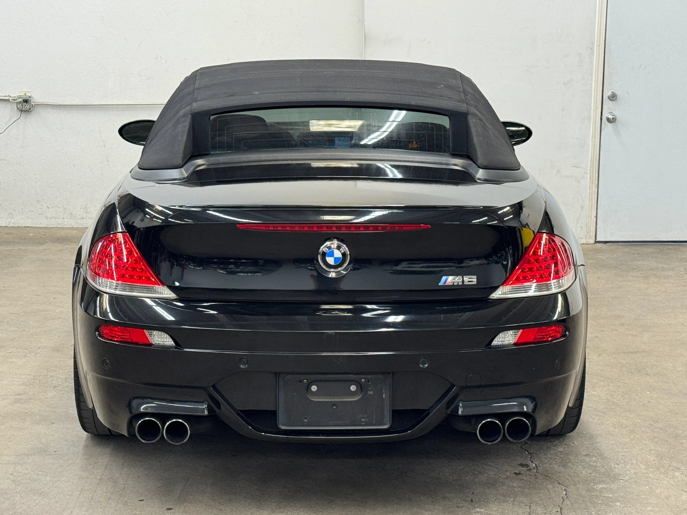 Used 2007 BMW M6 Convertible RWD image 6
