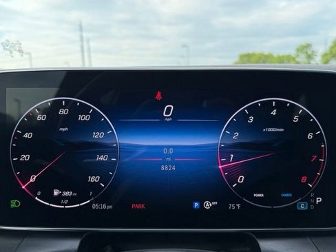 Used 2026 Mercedes-Benz GLC 300 4MATIC image 19