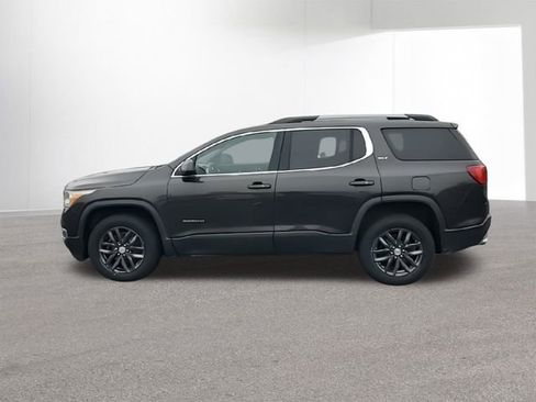 Used 2019 GMC Acadia SLT w/ LPO, Floor Liner Package image 6