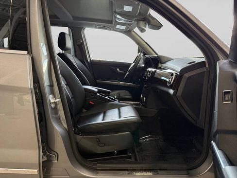 Used 2015 Mercedes-Benz GLK 350 4MATIC image 17