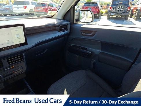 Certified 2025 Ford Maverick XL w/ Equipment Group 102A image 18