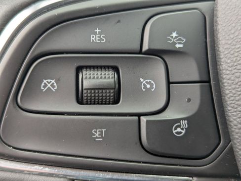 Used 2023 Buick Envision Preferred image 21