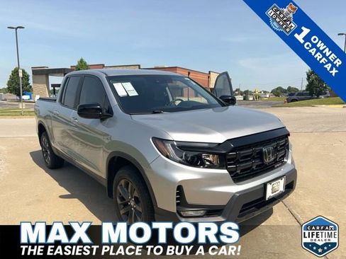 Used 2024 Honda Ridgeline Sport image 1