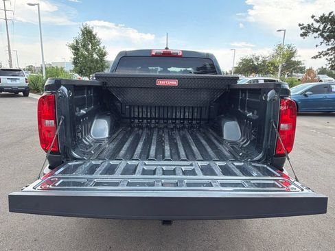 Used 2019 Chevrolet Colorado LT AWD/4WD image 17