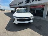 Used 2025 Chevrolet Trax LS image 3