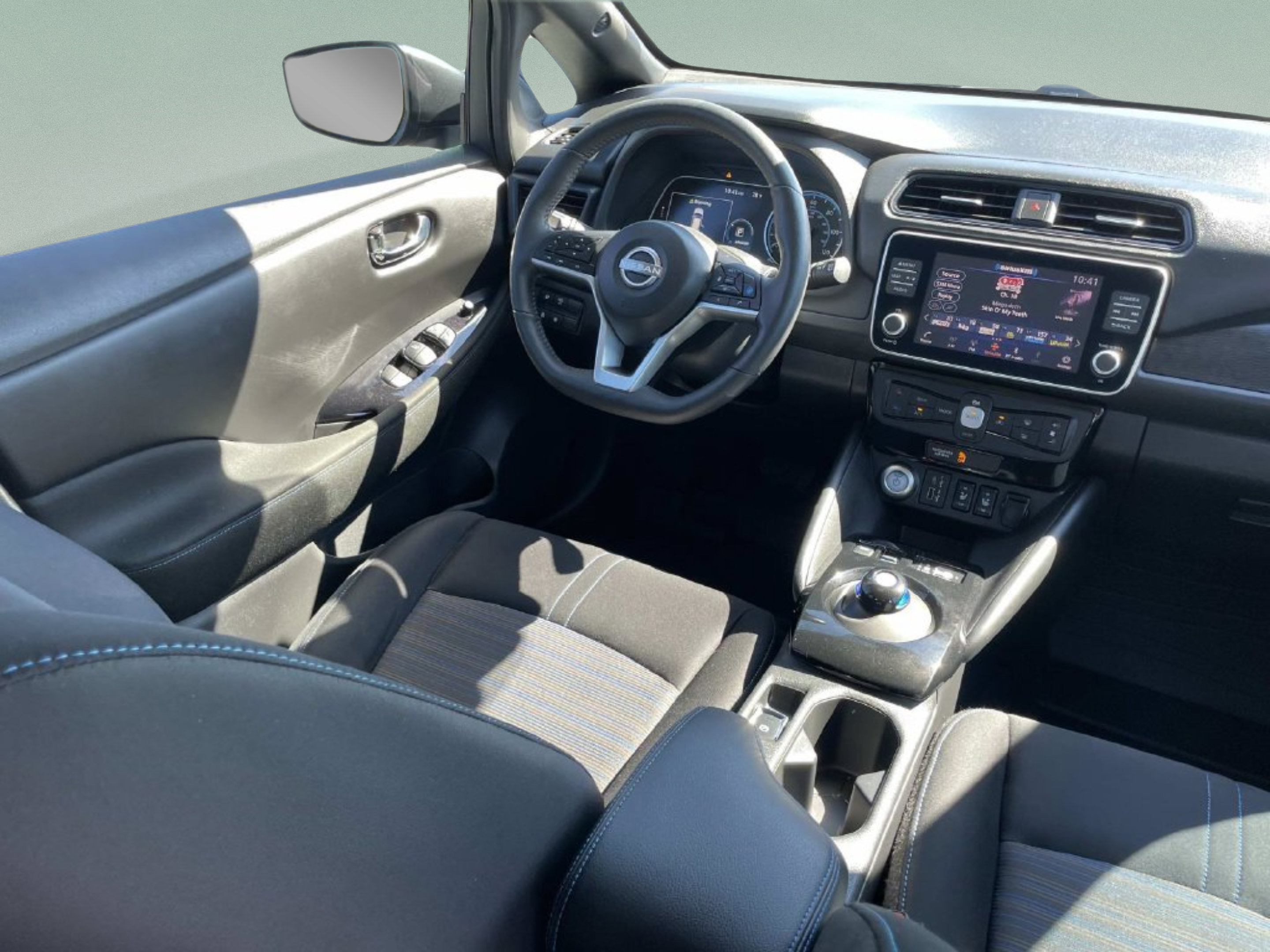 Used 2023 Nissan Leaf SV Plus FWD image 18