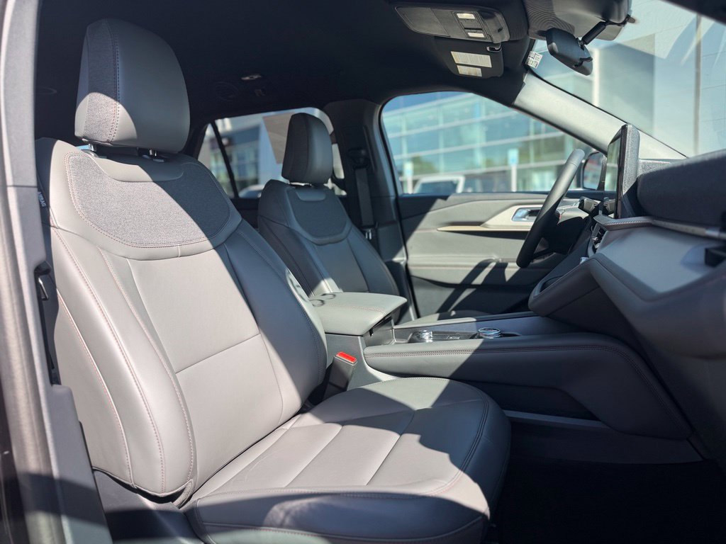 New 2027 Ford Explorer Active w/ Active Comfort Package AWD/4WD image 10