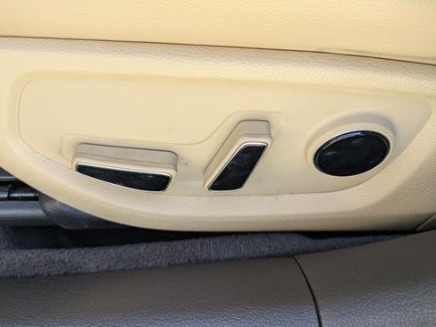 Used 2019 Genesis G80 3.8 image 18