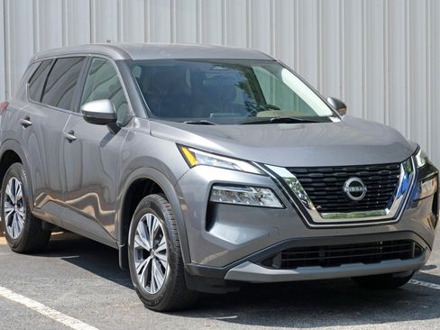 Used 2022 Nissan Rogue SV FWD image 46