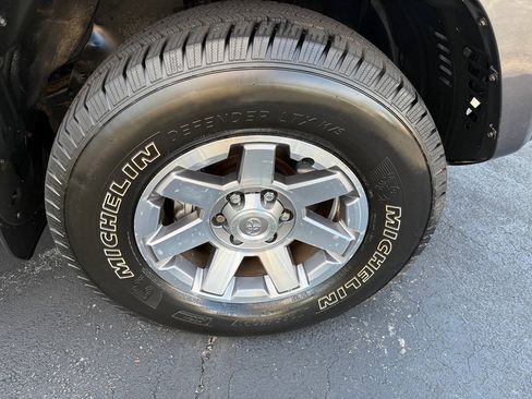 Used 2014 Toyota 4Runner Trail AWD/4WD image 93