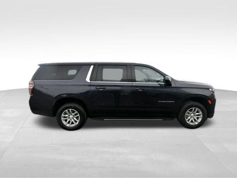 Used 2024 Chevrolet Suburban LT AWD/4WD image 9