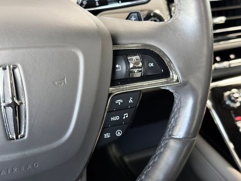 Used 2023 Lincoln Navigator Reserve AWD/4WD image 15