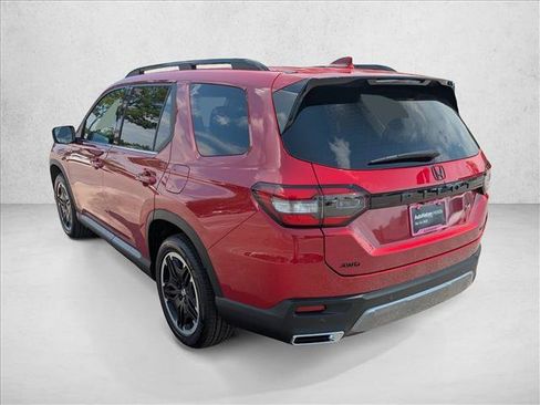 New 2026 Honda Pilot image 8