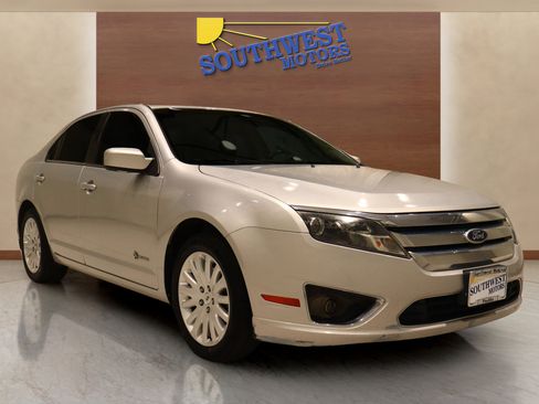 Used 2010 Ford Fusion Hybrid image 5