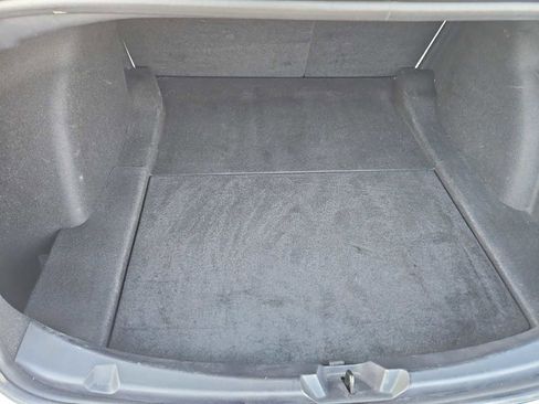 Used 2023 Tesla Model 3 Standard Range image 32