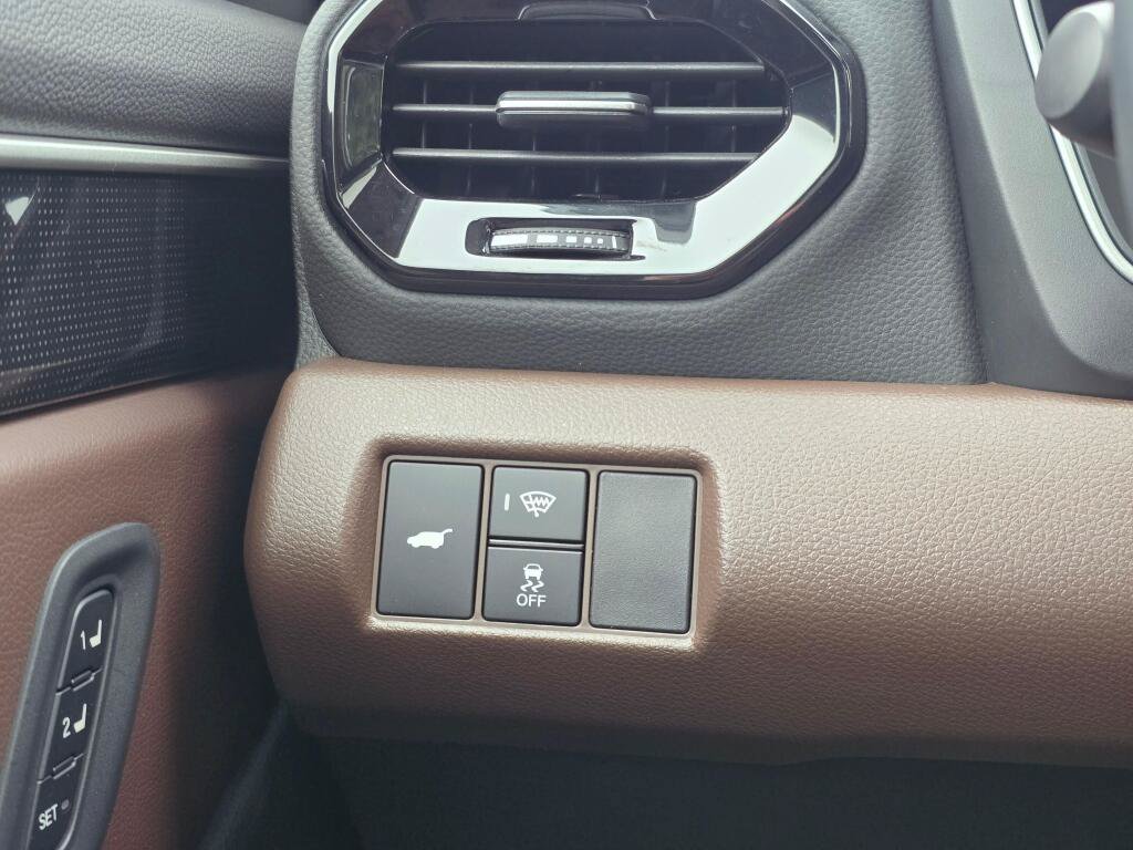 Certified 2024 Honda Pilot Elite image 27