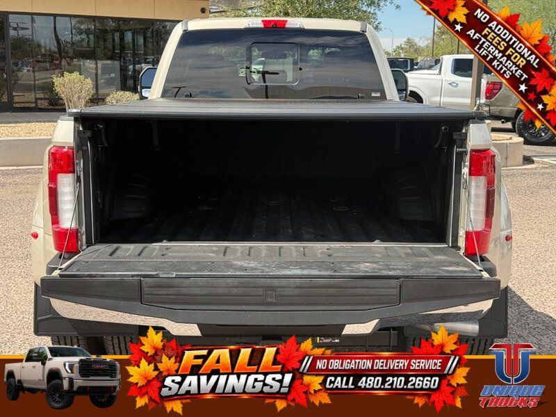 Used 2018 Ford F350 Lariat w/ Lariat Ultimate Package AWD/4WD image 7