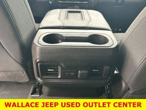 Used 2021 Chevrolet Silverado 1500 LT Trail Boss w/ Bed Protection Package AWD/4WD image 18