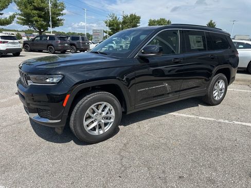 New 2025 Jeep Grand Cherokee L Laredo w/ Luxury Tech Group I AWD/4WD image 14