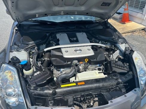 Used 2008 Nissan 350Z Touring image 39