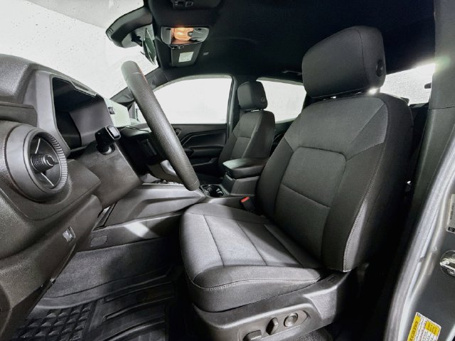 Used 2023 Chevrolet Colorado Trail Boss w/ Technology Package AWD/4WD image 21