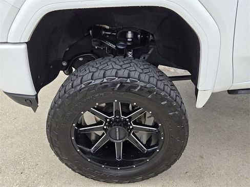 Used 2020 GMC Sierra 2500 Denali w/ Denali Ultimate Package image 10