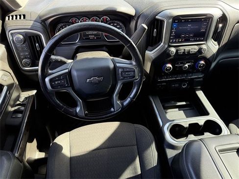 Used 2021 Chevrolet Silverado 1500 LT Trail Boss w/ Convenience Package II image 12