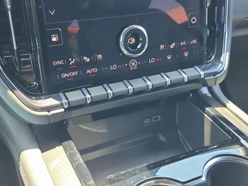 New 2026 GMC Yukon AT4 w/ AT4 Premium Plus Package AWD/4WD image 12