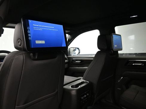 New 2026 Chevrolet Tahoe High Country AWD/4WD image 16