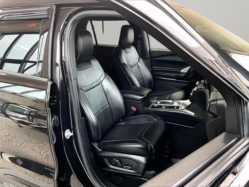 Used 2020 Ford Explorer ST w/ ST Street Pack AWD/4WD image 8