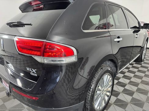 Used 2015 Lincoln MKX AWD w/ Equipment Group 102A image 32
