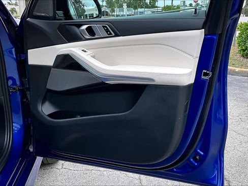 Used 2024 BMW X5 M60i image 26