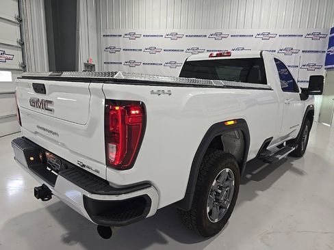 Used 2025 GMC Sierra 2500 SLE w/ Max Trailering Package image 8